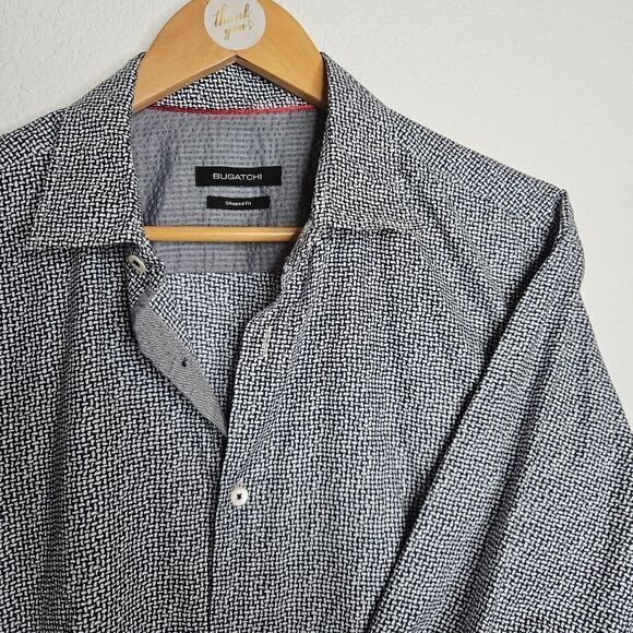 Bugatchi shaped fit button down, geometric design, navy, size medium - Picture 1 of 7
